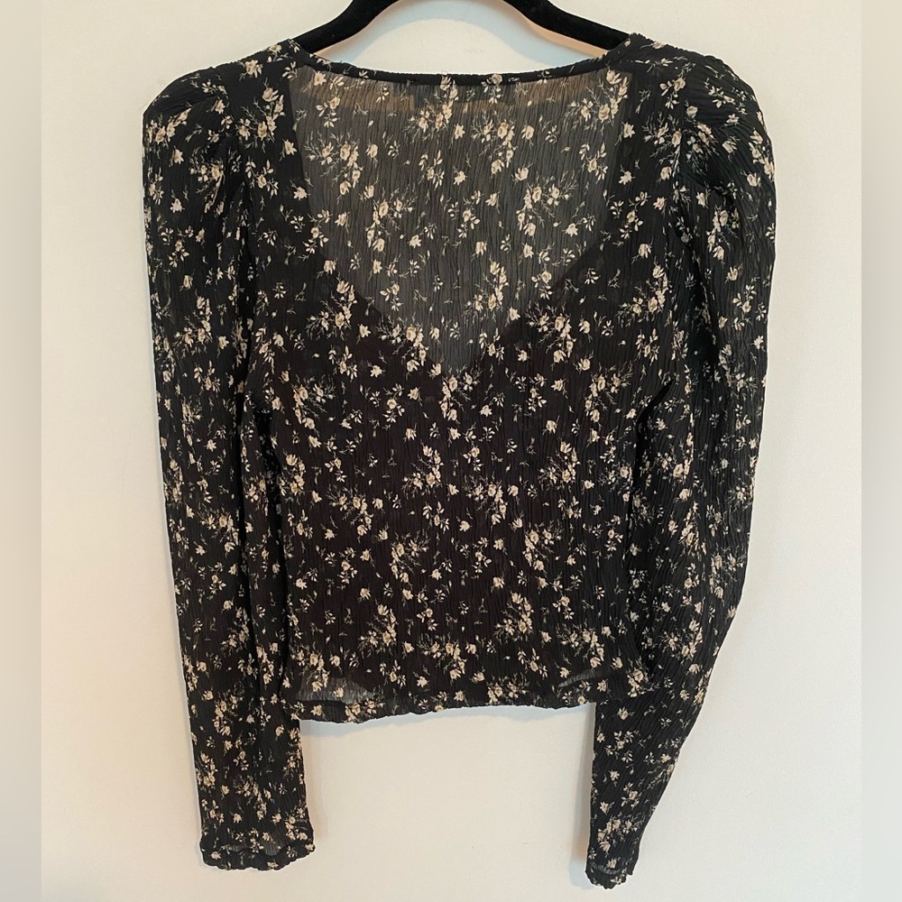 ASTR The Label Twist Front Top - Picture 6 of 7